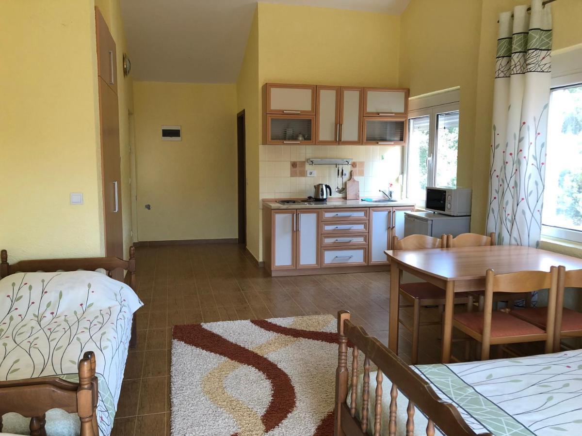 Apartments Delcheva يوتجيها المظهر الخارجي الصورة